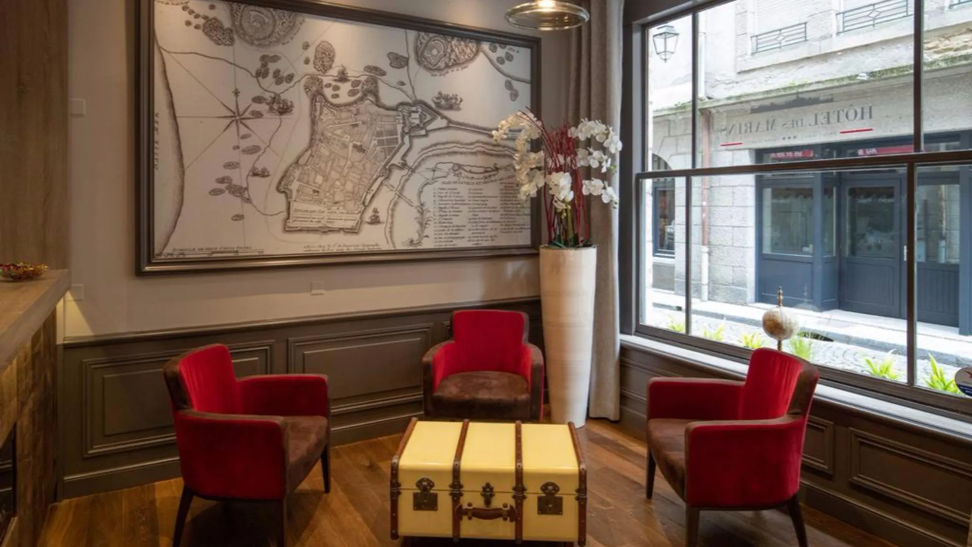 Hotel Des Marins Saint-Malo 3*,
