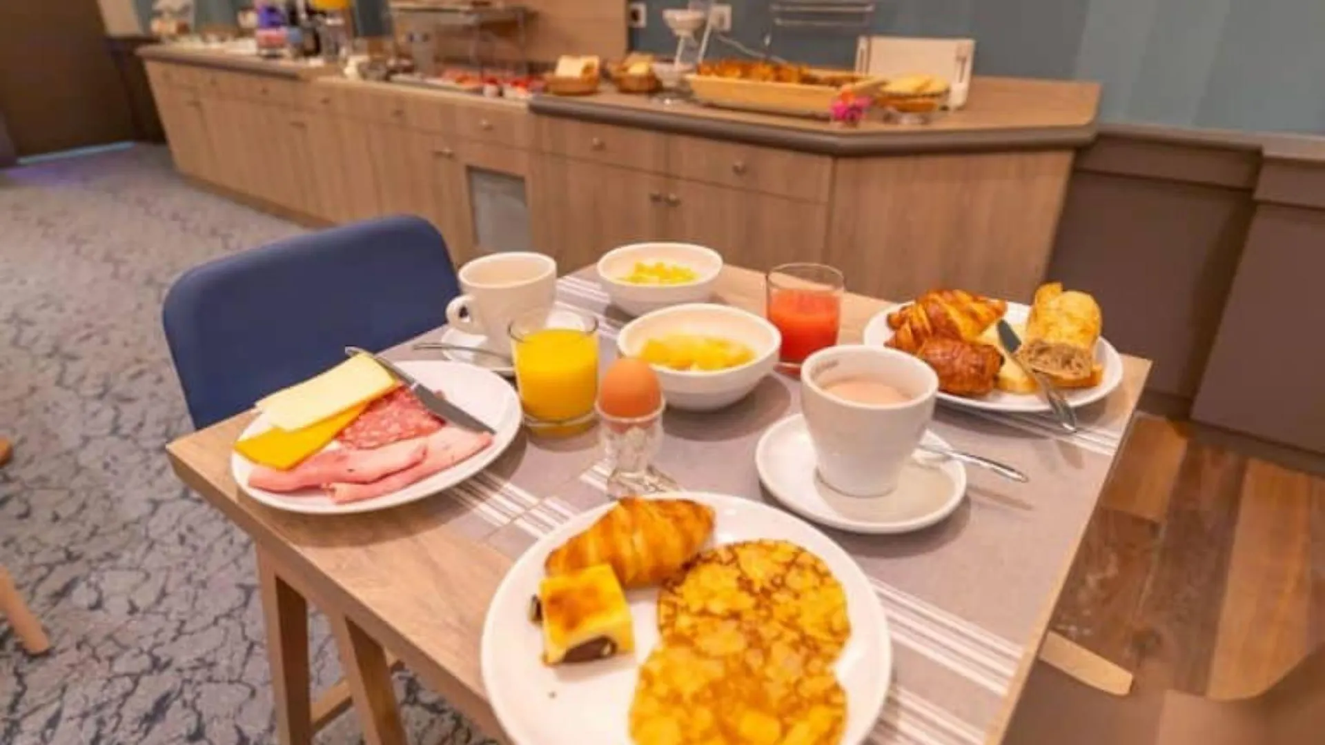 Hotel Des Marins Saint-Malo 3*,